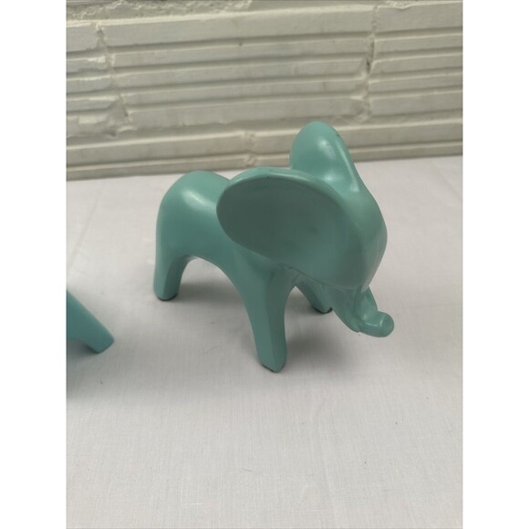 solid wooden Green  elephant and giraffe from Hobby Lobby - Picture 5 of 6